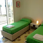 Claudio\'S Place - Modern 3 Bedrooms Apartment With Terrace- Ischia Centro
