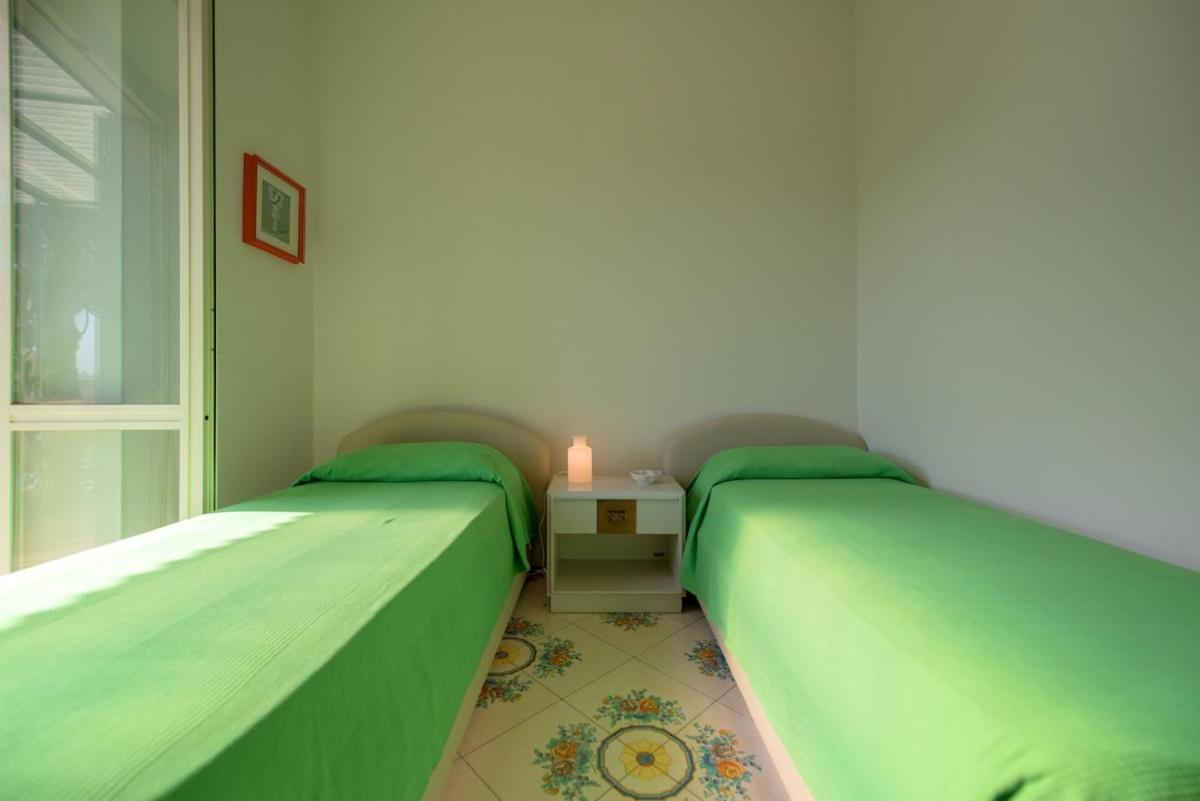 Appartamento Claudio's Place - Modern 3 Bedrooms With Terrace- Centro *