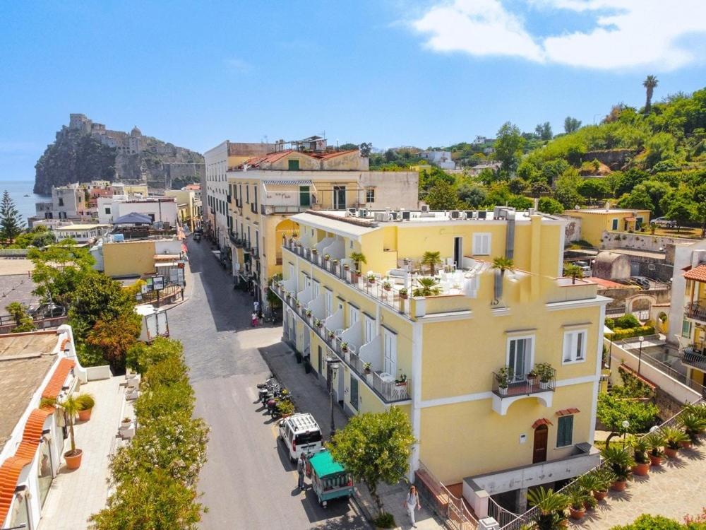 Claudio's Place - Modern 3 Bedrooms With Terrace- Centro Appartamento *