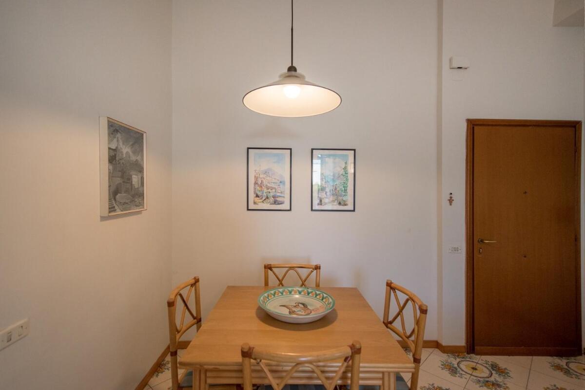 Claudio's Place - Modern 3 Bedrooms With Terrace- Centro * Ischia