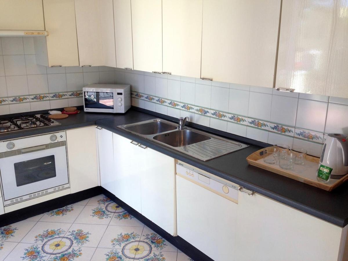 Claudio's Place - Modern 3 Bedrooms With Terrace- Centro Appartamento Ischia