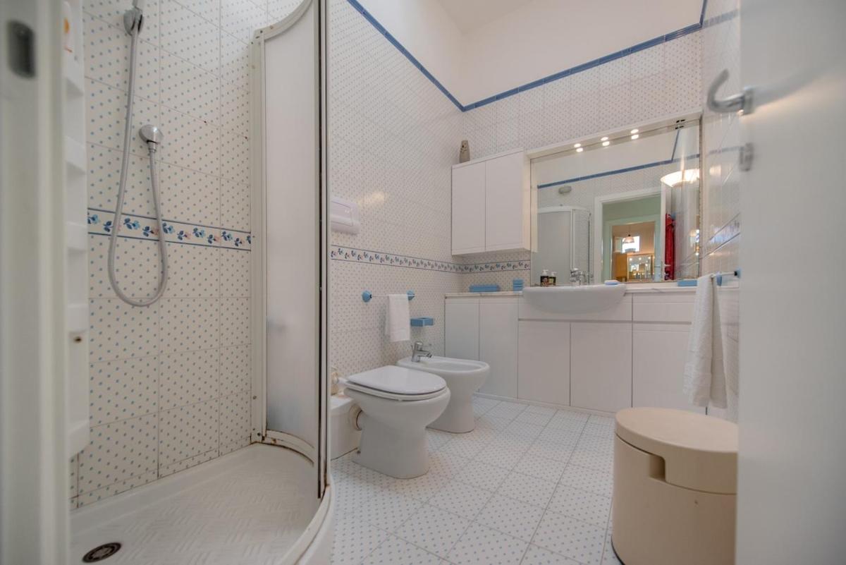 Appartamento Claudio's Place - Modern 3 Bedrooms With Terrace- Centro Ischia