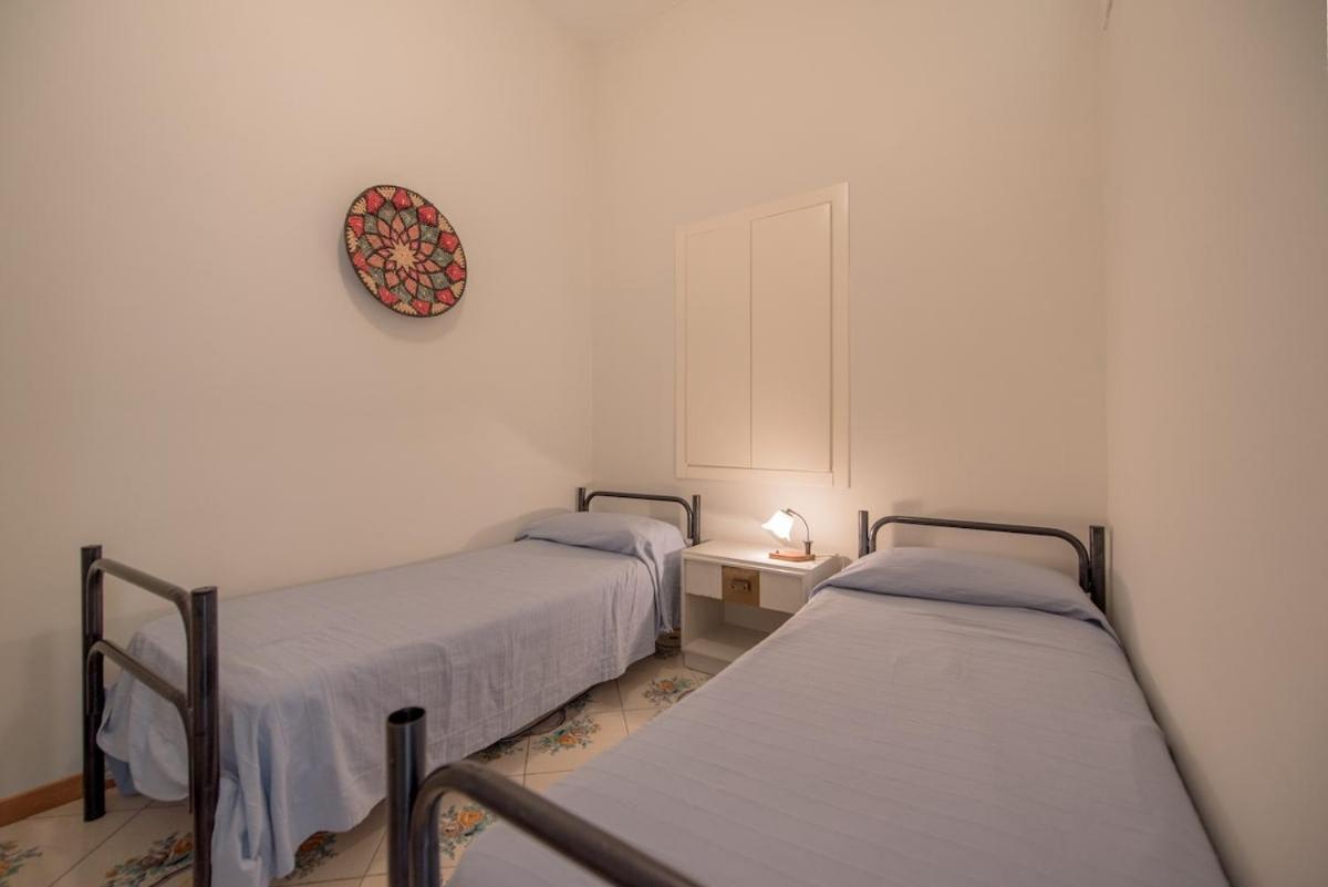 Claudio's Place - Modern 3 Bedrooms With Terrace- Centro Appartamento *