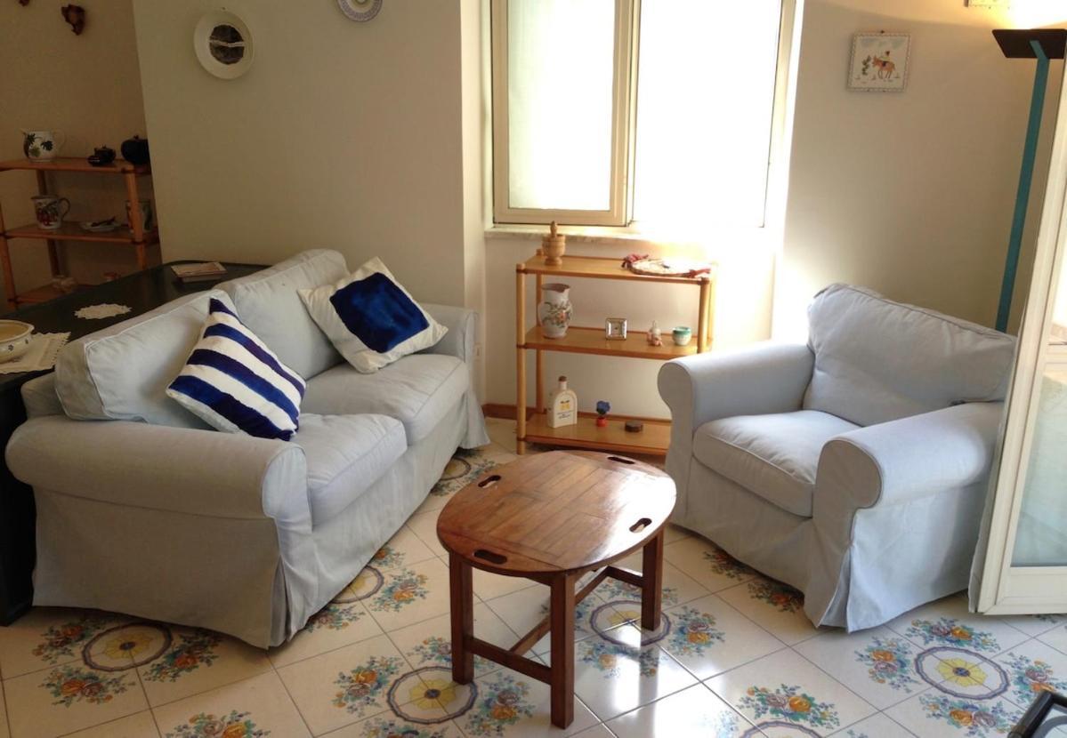 Appartamento Claudio's Place - Modern 3 Bedrooms With Terrace- Centro *