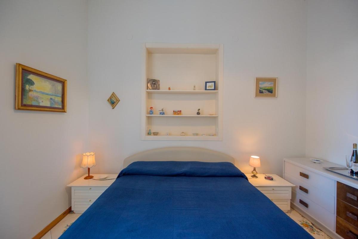 Claudio's Place - Modern 3 Bedrooms With Terrace- Centro * Ischia